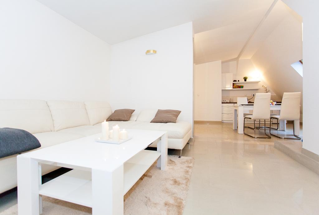Studio Apartament Centrum Katoviçe Dış mekan fotoğraf